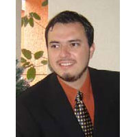 Iván Moreno Andrade, ganador del Premio Weizmann Kahn 2008 en el área de Ingeniería y Tecnología.