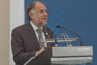 El presidente de la Academia Mexicana de Ciencias (AMC), Dr. Arturo Menchaca Rocha.