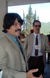 El presidente de la AMC y el Coordinador de la Olimpiada de Geografí­a, durante el inicio del evento.