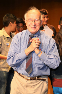Doctor Roald Hoffmann, Premio Nobel de Química 1981, profesor e investigador en la Universidad Cornell, en Nueva York, y miembro correspondiente de la Academia Mexicana de Ciencias.