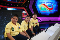 Equipo amarillo, medalla de bronce: Marte Aparicio Godínez (Tlaxcala), Nathalie López Pérez (Morelos) y Javier Juárez Ochoa (Sonora).