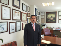 Doctor Juan Armendáriz Borunda, director del Instituto de Biología Molecular en Medicina y Terapia Génica del Centro Universitario de Ciencias de la Salud, de la Universidad de Guadalajara, y miembro de la Academia Mexicana de Ciencias.