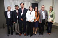 Participantes en la mesa de discusión sobre energías renovables  en el Foro sobre estrategias de colaboración AMC-NANOMXCN México-China: Jun LI, Rongming Wang, Martín Daniel Trejo Valdez, Rosa María Ramírez,Yan Li, Edilso Reguera Ruiz y Marina Rincón.