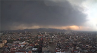 Imagen del tornado registrado en el zócalo de la Ciudad de México el 1 de junio de 2012, alcanzó una velocidad de 217 kilómetros por hora en su punto más alto