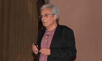 El investigador Albert Fert es profesor de la Universidad de París-Sur y director científico de la Unidad Mixta de Física del Centro Nacional de Investigaciones Científicas (CNRS-Thales), en Francia.
