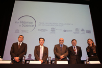 Integrantes del presidium durante la ceremonia de entrega de las Becas para las Mujeres en la Ciencia L´Oréal-Unesco-Conacyt-AMC 2016, Cesar Guerrero (Conalmex), Jaime Urrutia (AMC), Enrique Cabrero (Conacyt), Jean-Noël (L´Oréal) y Nuria Sanz (Unesco).