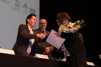Jaime Urrutia, presidente de la Academia Mexicana de Ciencias y el doctor Enrique Cabrero, director general del Conacyt durante la ceremonia de entrega de las Becas para las Mujeres en la Ciencia L´Oréal-Unesco-Conacyt-AMC 2016.