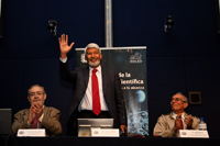 Los doctores Víctor Pérez Abreu, director del programa Verano de la Investigación Científica; José Luis Morán, presidente de la AMC, y Saúl Álvarez Borrego, presidente de la sección Noroeste de la AMC, presidieron la ceremonia de la XXVI edición del Verano en el auditorio Galileo Galilei.