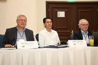 El presidente de la Academia Mexicana de Ciencias, Jaime Urrutia (centro) con los co-coordinadores de la Red Inter-Americana de Academias de Ciencias (IANAS, sus siglas en inglés), Michael Clegg y Juan Asenjo, de las Academias de Ciencias de Estados Unidos y Chile.