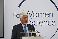 Dr. José Luis Morán López, presidente de la Academia Mexicana de Ciencias, durante su participación en la ceremonia de entrega de las  Becas L´Oréal- Unesco-Conacyt-AMC 2018, en el Alcázar del Castillo de Chapultepec.