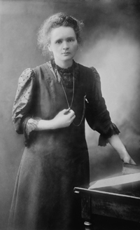 Marie Curie y sus hallazgos en el campo de la ciencia fueron fundamentales para el desarrollo de técnicas y sus usos en geología, medicina y ciencias nucleares.