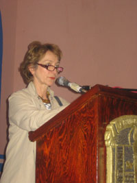 La coordinadora de la Olimpiada Mexicana de Historia (OMH), Soledad Loaeza, durante la inauguración.