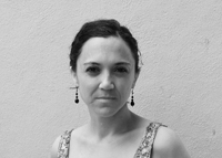 La doctora Claudia Peniche Moreno, especialista en historia de la cultura y de la organización social maya, obtuvo el Premio de Investigación AMC correspondiente al 2014, en el área de humanidades.