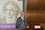 El doctor Adolfo Martínez Palomo, investigador del Cinvestav y miembro de la Academia Mexicana de Ciencias, durante la conferencia