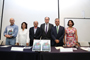 Sergio de Régules, Luz del Carmen Colmenero, Miguel Pérez de la Mora, Octavio T. Ramírez Reivich, Enrique Galindo y Georgina Ponce Romero, en la presentación de Biotecnología en Movimiento, la nueva revista del Instituto de Biotecnología de la UNAM.