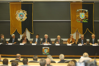 Presídium de la ceremonia de inauguración del Congreso 