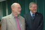 José Sarukhán, ex rector de la UNAM, y Michael Clegg, nuevo miembro correspondiente de la AMC, antes de la ceremonia de ingreso.