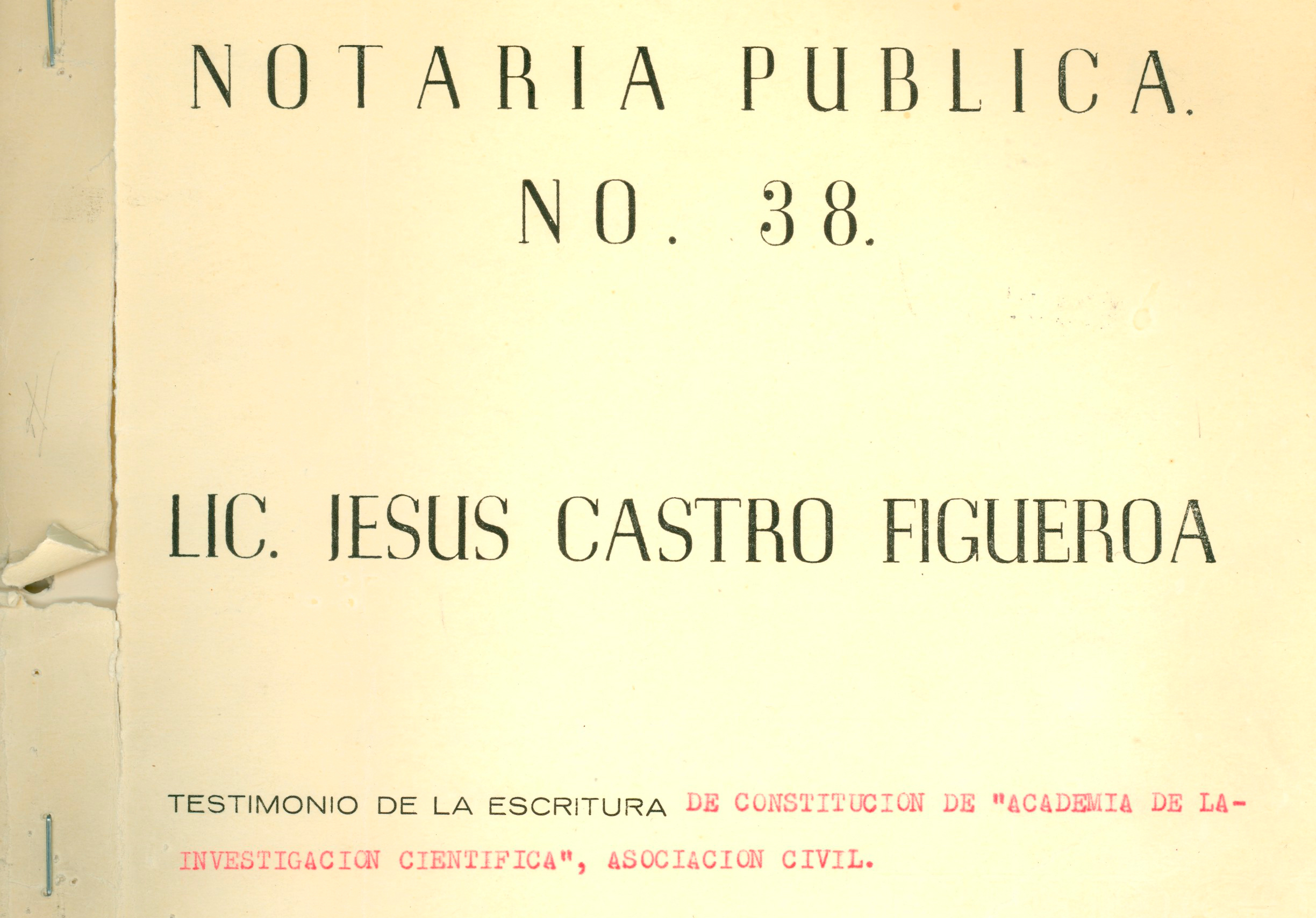 El 12 de agosto de 1959 se firmó el acta constitutiva, dando lugar a la entonces Academia de la Investigación Científica, cuyo primer Consejo Directivo estuvo formado por los doctores Alberto Sandoval, presidente; Guillermo Haro, vicepresidente; José Luis Mateos, secretario; y Juan Comas, tesorero. La recién creada Academia contó con 54 distinguidos miembros fundadores. 