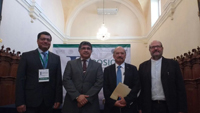 Primer Simposio del Índice de Revistas Mexicanas de Divulgación Científica y Tecnológica; participaron en la inauguración Jesús Mendoza, coordinador del simposio; Ygnacio Martínez Laguna, vicerrector de la Benemérita Universidad Autónoma de Puebla; Miguel Pérez de la Mora, director de la revista Ciencia; y Enrique Soto, director de la revista Elementos.