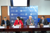 Pablo Rojo, director de Becas; María Dolores Sánchez, directora adjunta de Posgrado y Becas; Víctor Gerardo Carreón, director adjunto de Planeación y Evaluación; y Julio César Ponce Rodríguez, de la Coordinación de Proyectoo.