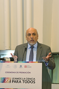 Enrique Cabrero Mendoza, director general del Consejo Nacional de Ciencia y Tecnología.