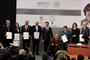 Galardonados con el Premio Nacional de Ciencias y el Premio Nacional de Artes y Literatura en la ceremonia celebrada en la Residencia Oficial de Los Pinos, la cual fue encabezada por el presidente de la República, Enrique Peña Nieto.