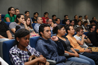 A la ceremonia de ingreso del doctor Vadim Utkin asistieron estudiantes, académicos y amigos.