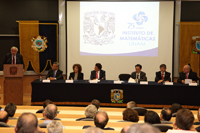 El rector de la UNAM, Enrique Graue Wiechers, presidió la ceremonia conmemorativa del 75 aniversario del Instituto de Matemáticas.