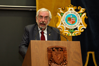 Enrique Graue Wiechers, rector de la UNAM, dirige su mensaje ante autoridades universitarias, integrantes de la Junta de Gobierno, investigadores eméritos, directores, académicos, alumnos y trabajadores, durante el 75 aniversario del Instituto de Matemáticas.