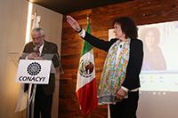 La doctora Julia Tagüeña Parga rinde protesta como nueva coordinadora general del FCCyT para el periodo 2019-2020.