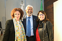 La coordinadora general del FCCyT, Julia Tagüeña, la directora general del Conacyt, Elena Álvarez-Buylla y el presidente de la AMC, José Luis Morán.