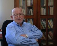 Doctor William Folan Higgins, director y fundador del Centro de Investigaciones Históricas y Sociales de la Universidad Autónoma de Campeche.