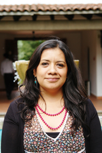 Laura Romero, ganadora de la Beca para Mujeres en las Humanidades y las Ciencias Sociales de la Academia Mexicana de Ciencias, consideró que el tema de la discapacidad no debe ser reducido al ámbito de lo médico y lo biológico, porque en muchas comunidades indígenas tiene además otros significados.