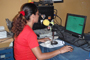 Imagen de locutora en Radio Totopo de Juchitán. Oaxaca.