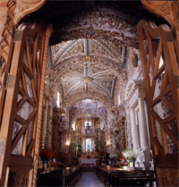 Iglesia de Santa María Tonanzintla (Estado de Puebla), Foto tomada por Ángela Arziniaga y Everardo Rivera Luisa Ruiz Moreno, El relato en imagen, Conaculta, 1993