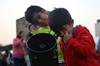 Los niños, los visitantes más curiosos y entusiastas de la Noche de las Estrellas, un programa que coordina a nivel nacional desde 2011 la Academia Mexicana de Ciencias.