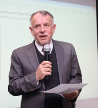 El doctor Arturo Menchaca Rocha, investigador del Instituto de Física de la UNAM, fue elegido coordinador general del Consejo Consultivo de Ciencias de la Presidencia de la República (CCC) para el periodo 2016-2019.