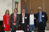 Lorena Macías y Arturo Menchaca, secretaria ejecutiva y coordinador general del CCC, respectivamente; Arturo Borja, director de Cooperación Internacional del Conacyt; José Franco, coordinador general del FCCy, y José Luis Morán, presidente de la AMC, durante el Primer Congreso Mexicano de Política basada en la Ciencia, en la Secretaria de Relaciones Exteriores.