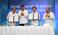 Firma del convenio de colaboración entre la AMC y la Secretaría de Investigación, Innovación y Educación Superior.