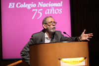 Dr. Francisco Bolívar Zapata durante la presentación en El Colegio Nacional del libro 
