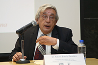 Doctor Rafael Barrio Paredes, investigador del Instituto de Física de la UNA.