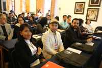 Jóvenes investigadores y científicos con carreras consolidadas reunidos en Construyendo el futuro. Encuentros de Ciencia 2017, una actividad académica de dos días que contempla 40 conferencias y presentaciones en las sedes de la Universidad Michoacana de San Nicolás de Hidalgo y la UNAM Campus Morelia.