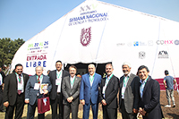 Autoridades y representantes de diferentes instituciones acompañaron al doctor Enrique Cabrero, director del Conacyt, en la inauguración de la XXV Semana Nacional de Ciencia y Tecnología.