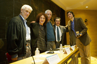 El doctor Gerardo García Naumis, miembro de la AMC e investigador del IFUNAM, fue distinguido con  la Medalla Marcos Moshinsky 2016 por su destacado aporte al desarrollo de la física teórica.