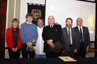 Integrantes del comité organizador de la Noche de las Estrellas e invitados en el anuncio de la séptima edición del evento masivo.