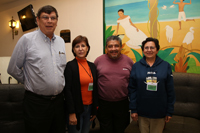 Cuauhtémoc Velázquez (Veracruz), María Leandra Salvadores (Tabasco), Carlos Isaac Silva (Querétaro) y Rosa María García (Guanajuato), son parte del grupo de delegados que cumplen 25 años de apoyo y colaboración con la Olimpiada Nacional de Biología de la AMC.