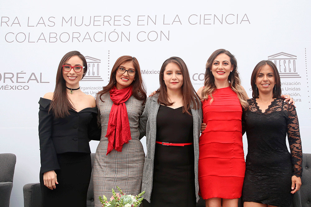 Grissel Trujillo de Santiago, Ana Belen Salinas Abarca, Lucía Mendoza Viveros, María de Jesús Chávez Canales y Verónica Zamora Gutiérrez, ganadoras de las Becas Para las Mujeres en la Ciencia L’Oréal–UNESCO-AMC-CONALMEX 2019.