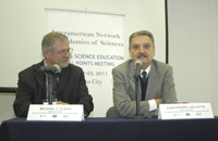 El Dr. Michael T. Clegg y el Dr. Juan Pedro Laclette, ambos co chair de IANAS, durante la reunión del programa de Educación en Ciencias.