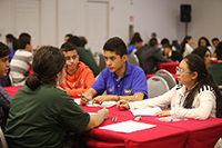 El trabajo en equipo fue una de las dinámicas que formaron parte de los exámenes de la XII Olimpiada Mexicana de Historia, y de la que los participantes opinaron que fue muy buena experiencia.