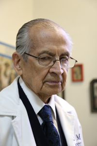 El doctor Raúl Cicero Sabido, especialista en neumología y cirugía toracopulmonar, profesor de la Facultad de Medicina de la UNAM y miembro de la Academia Mexicana de Ciencias.